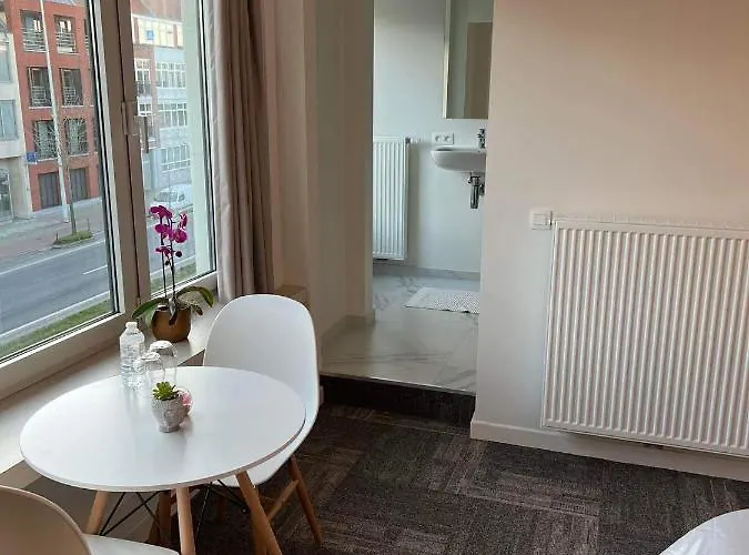 Private Bathroom King Room